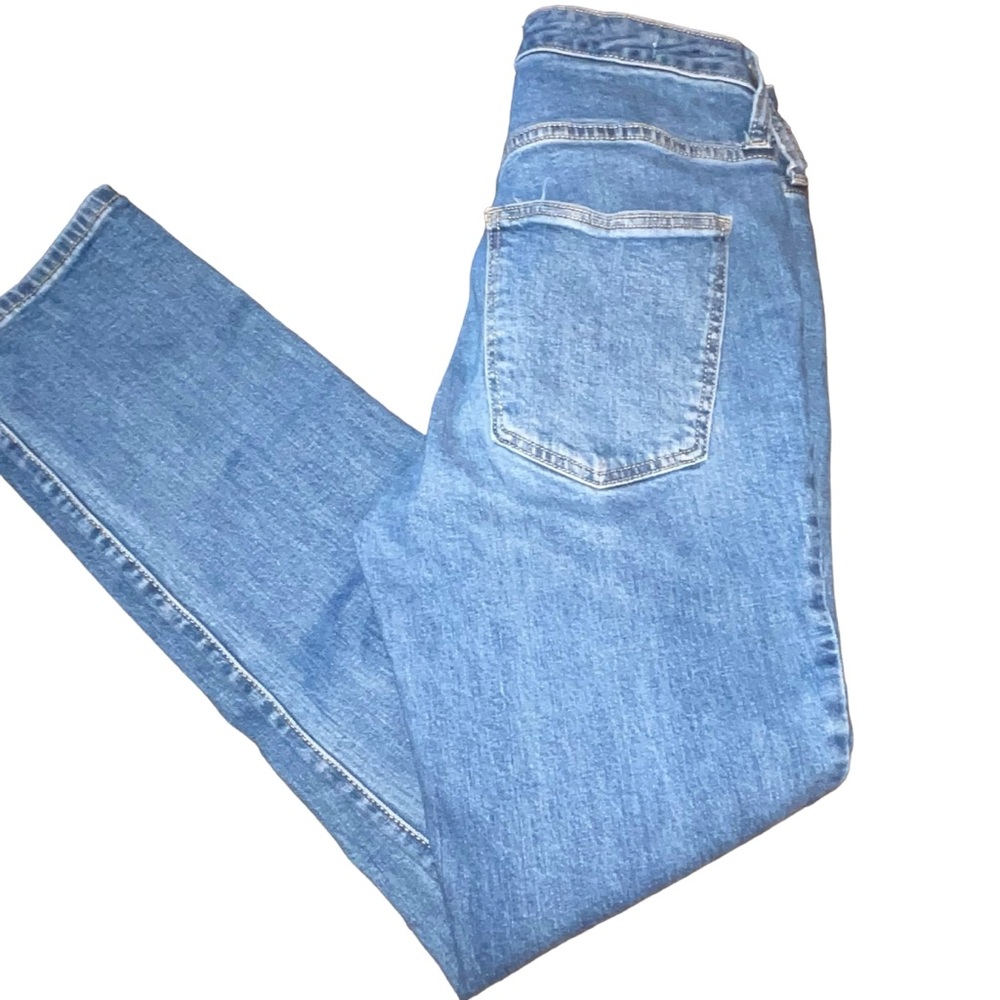 Universal Thread Women’s Denim High Rise Straight Size 4/27R Med Wash Fading